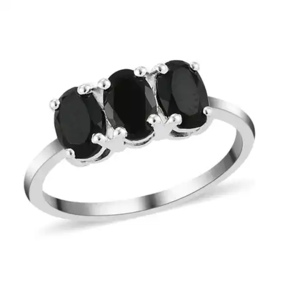Thai Black Spinel 3 Stone Ring in Sterling Silver 1.65 ctw - Picture 1 of 5